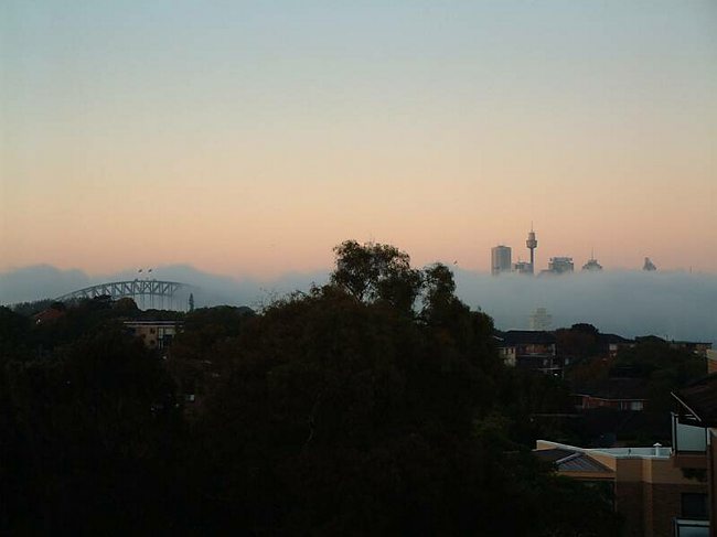  Morgen t&aring;ge over Sydney Harbor.<BR>