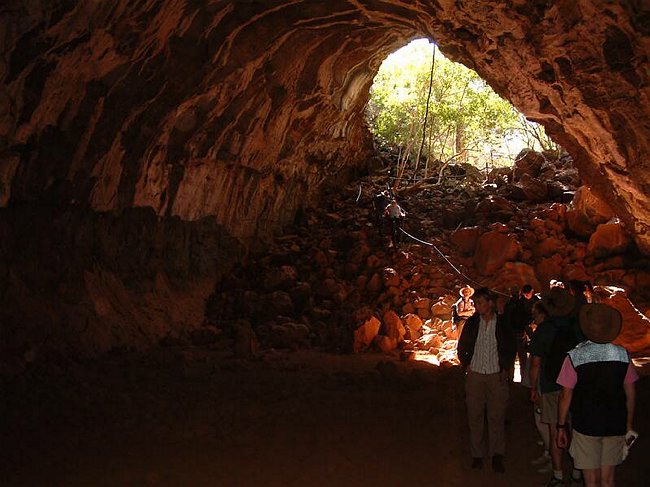  Undarra er kendt for deres lava tuneller som er ca 190.000 &aring;r gamle.<BR>